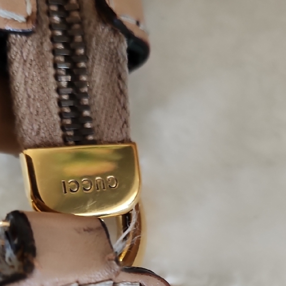 ‼️FINAL SALE‼️Gucci Tan Leather Shoulder Bag - Picture 11 of 16